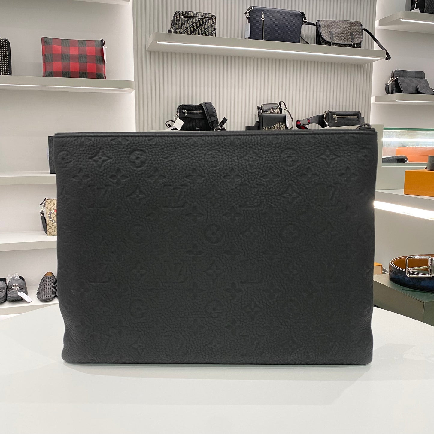 LOUIS VUITTON A4 VIRGIL ABLOH FRIENDS POCHETTE BLACK