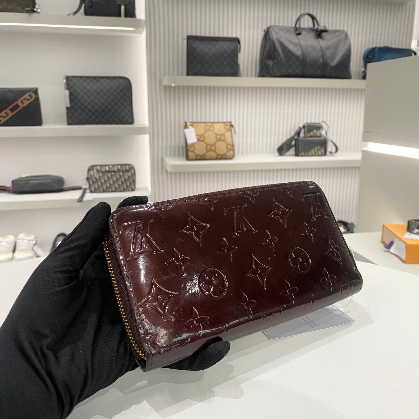 LOUIS VUITTON MONOGRAM VERNIS LONG WALLET