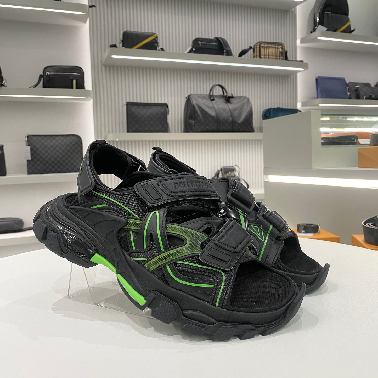 BALENCIAGA TRACK SANDAL BLACK GREEN