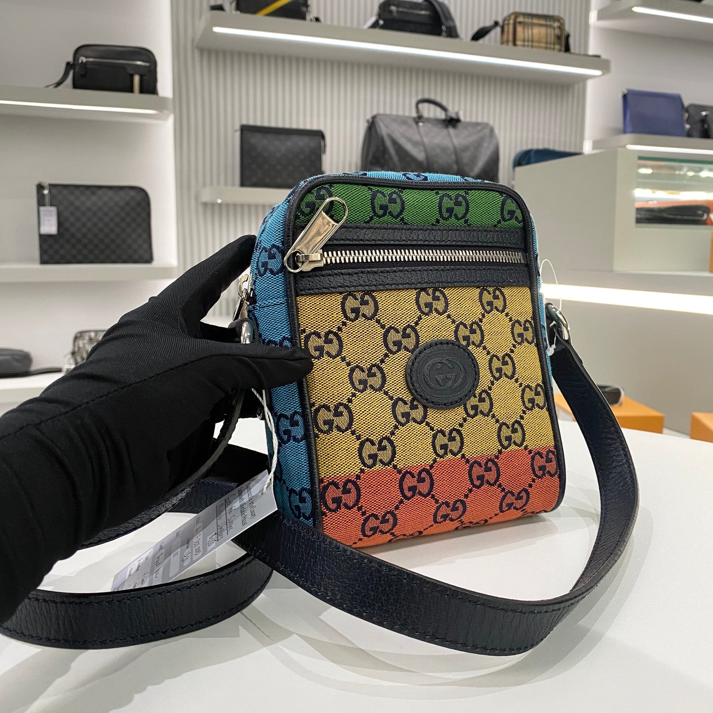 GUCCI GG SUPREME MULTICOLOR CROSS BODY BAGS