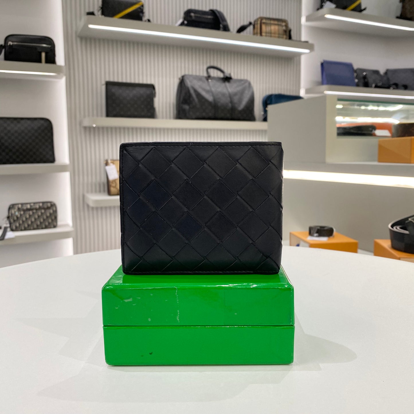 BOTTEGA VENETA INTRECCIATO WALLET NEW SEASON