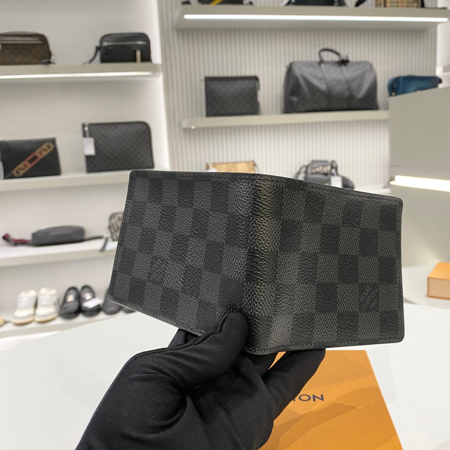 LOUIS VUITTON DAMIER MULTIPLE WALLET BLACK