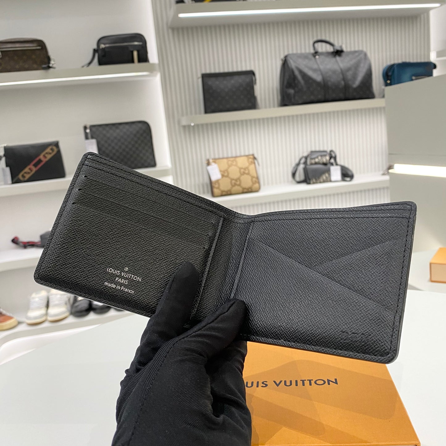 LOUIS VUITTON DAMIER MULTIPLE WALLET BLACK