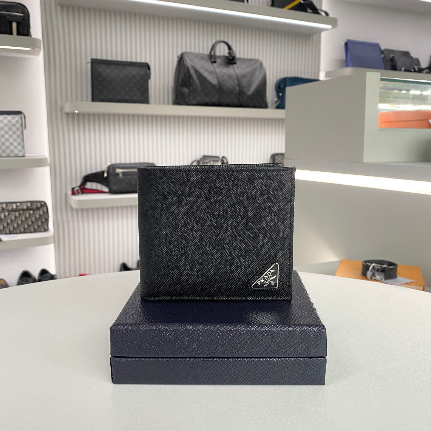 PRADA SAFFIANO LOGO WALLET BLACK