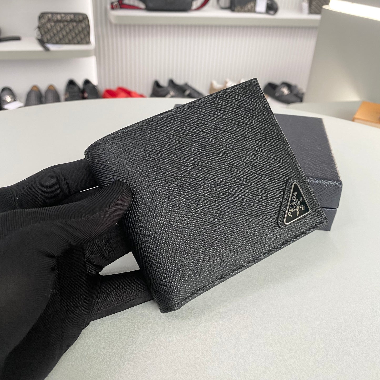 PRADA SAFFIANO LOGO WALLET BLACK