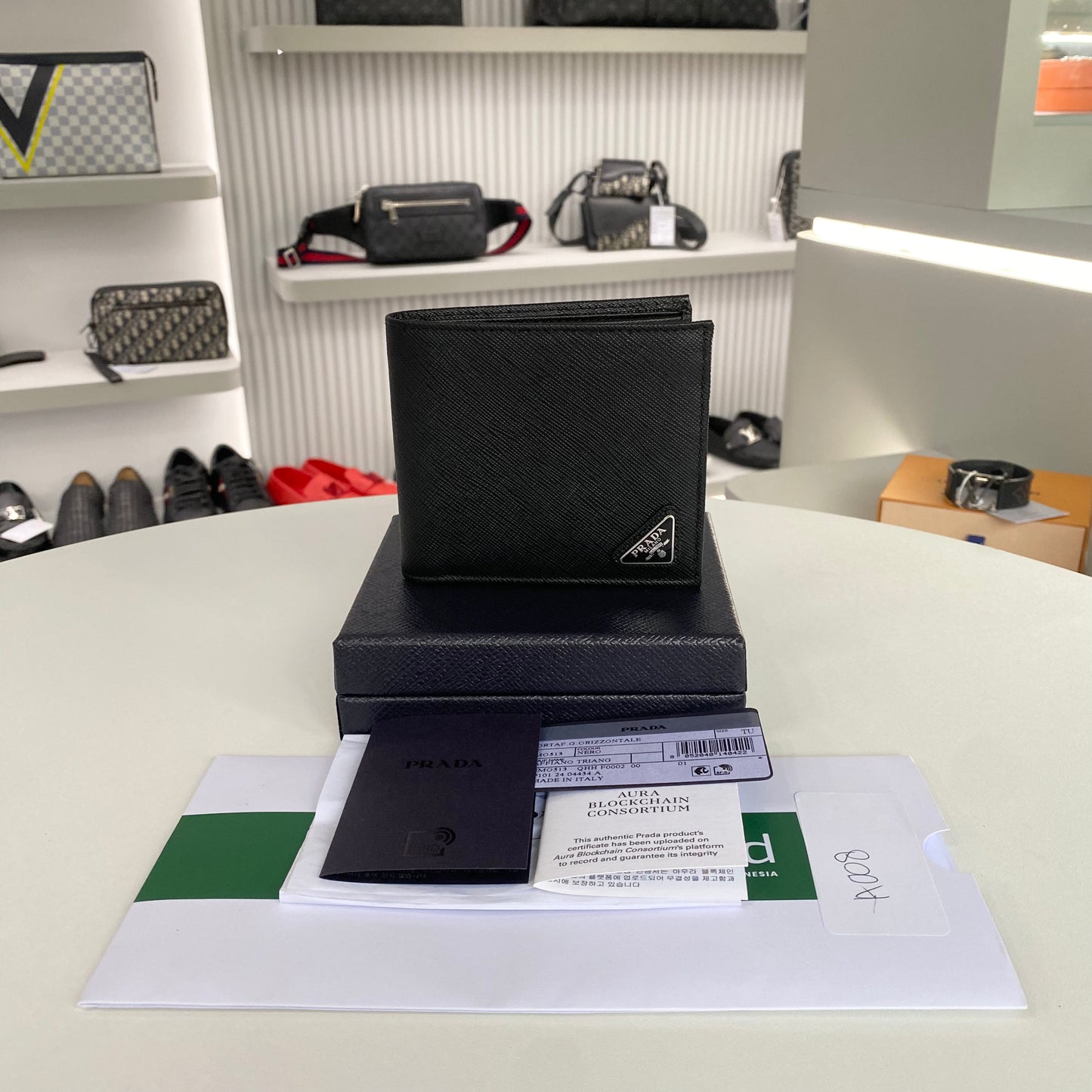 PRADA SAFFIANO LOGO WALLET BLACK