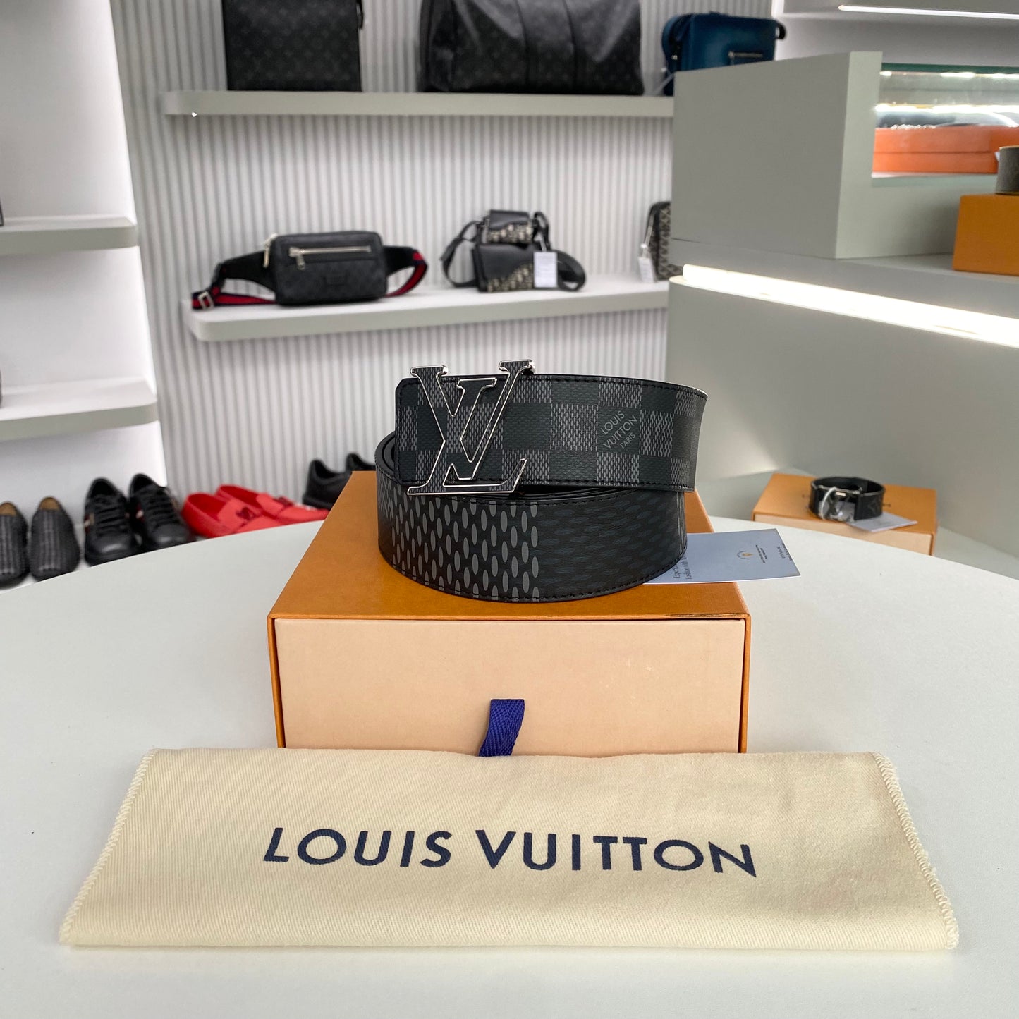 LOUIS VUITTON INITIAL 3D DAMIER BELT