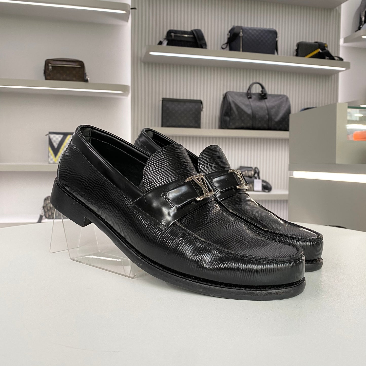 LOUIS VUITTON MAJOR EPI LEATHER LOAFERS BLACK