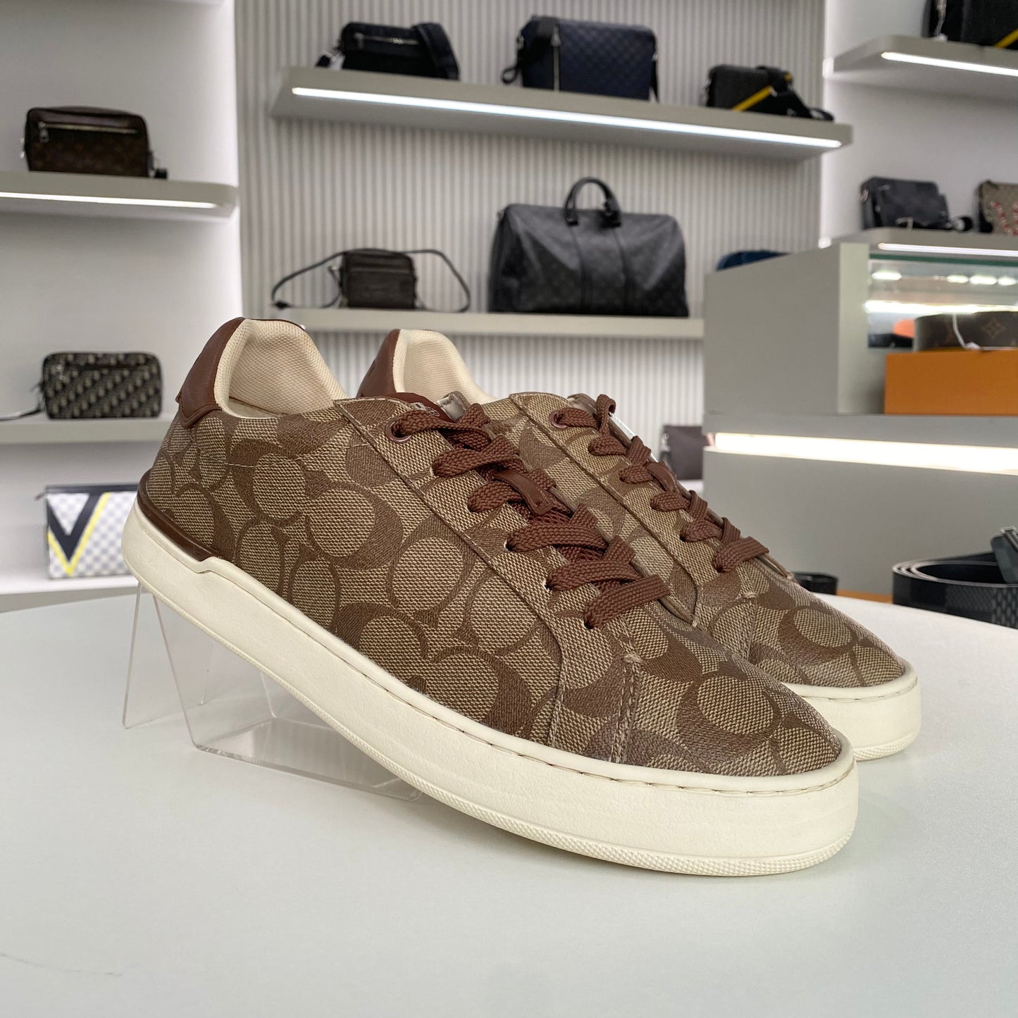 COACH SIGNATURE LOGO SNEAKERS BROWN