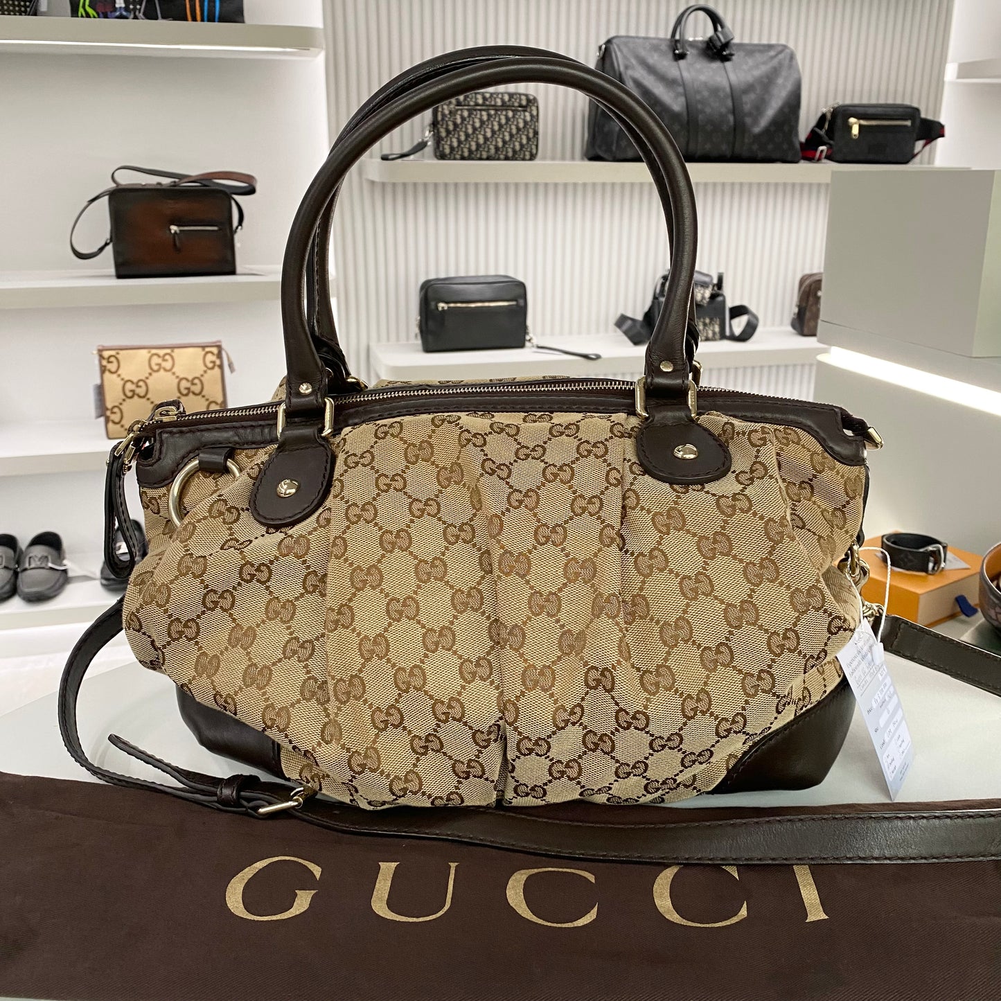 GUCCI GG SUPREME HAND BAG BROWN