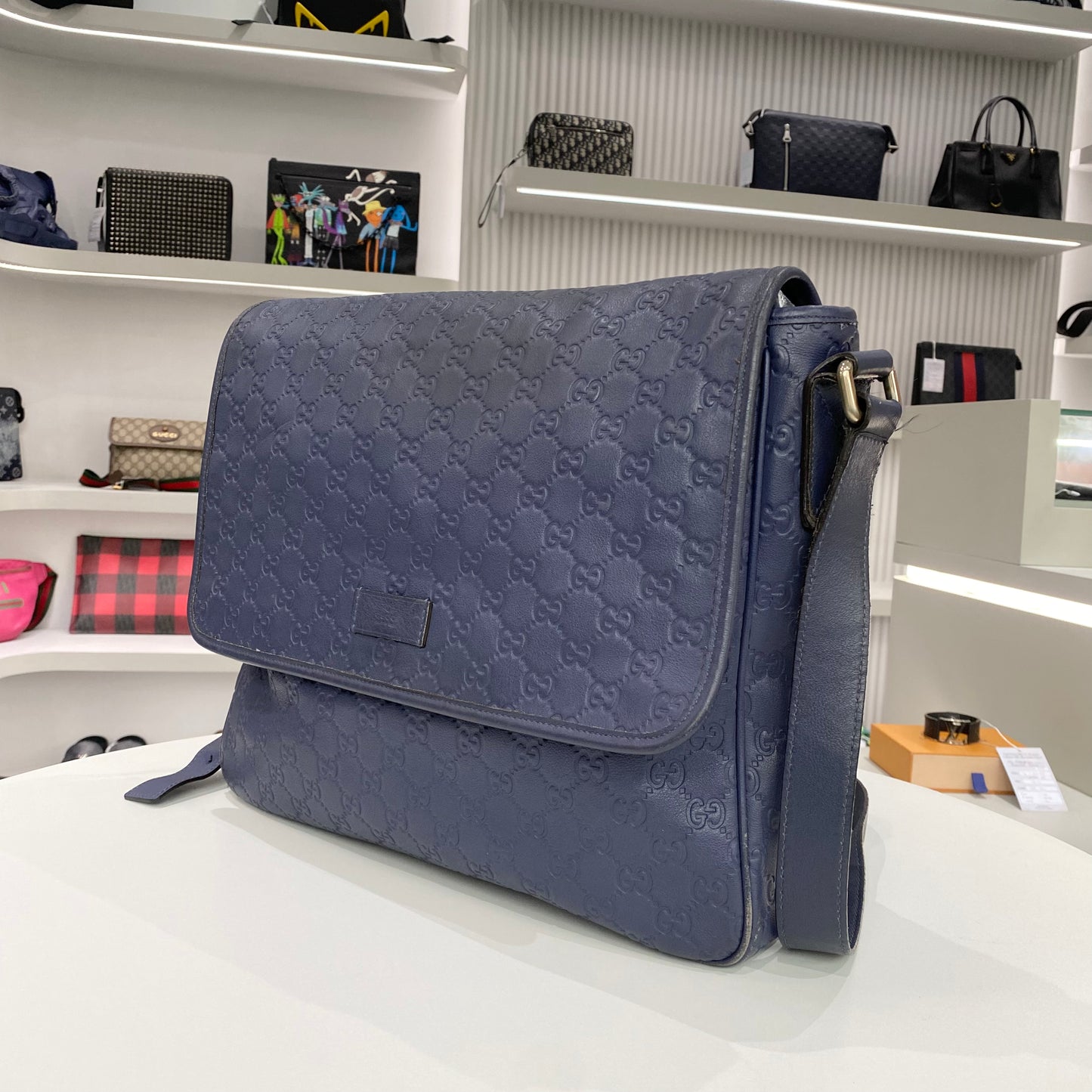 GUCCI GG MICROGUCCISSIMA MESSENGER BAG NAVY