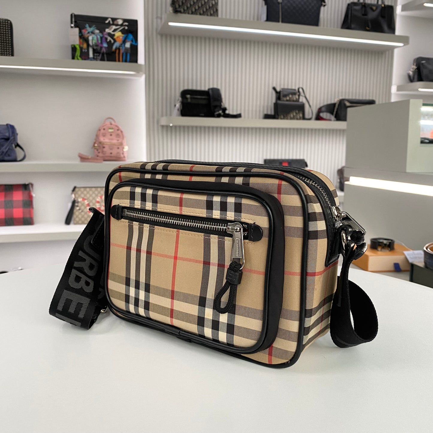 BURBERRY CHECK FLANEL SLINGBAG