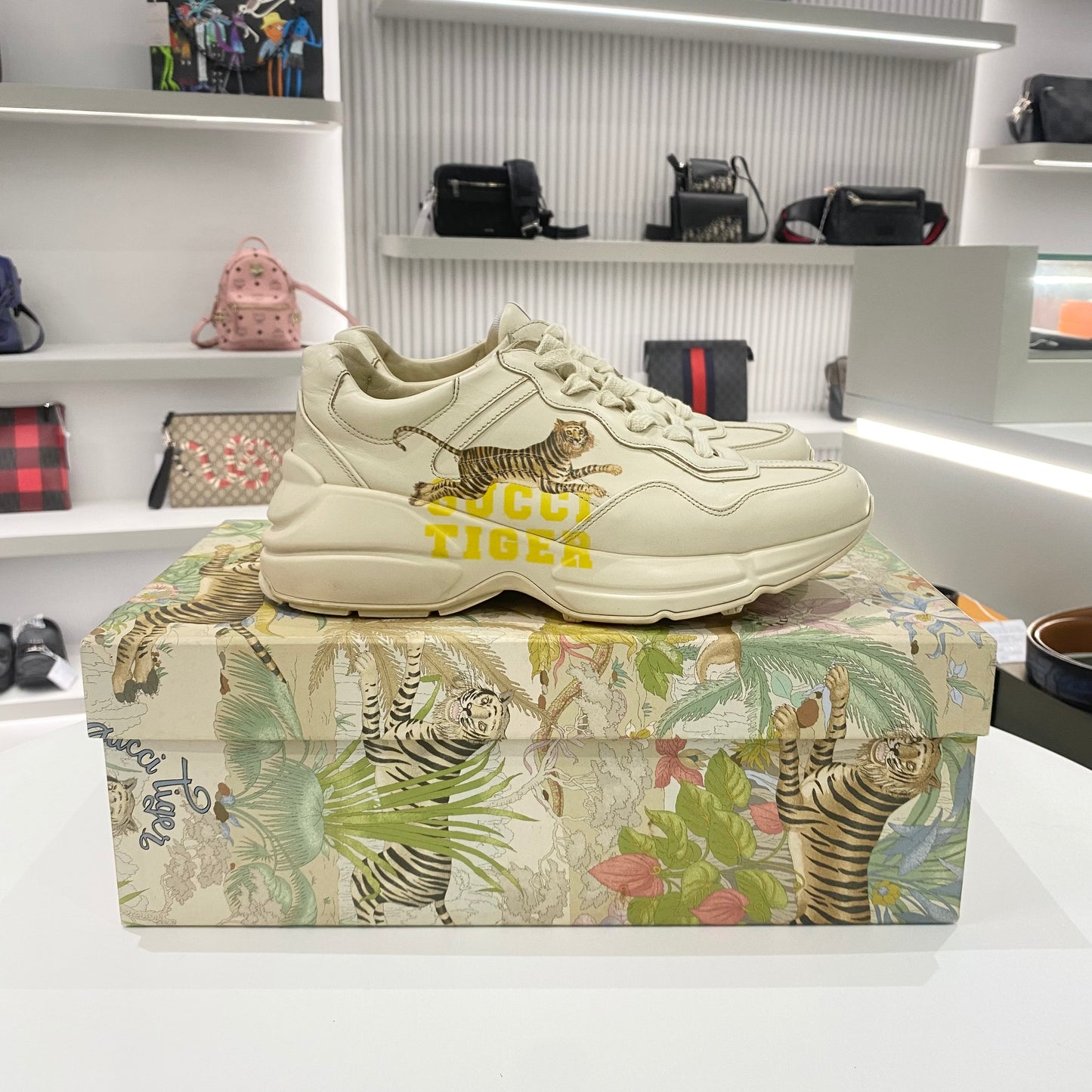 GUCCI RHYTON SNEAKERS IVORY WHITE