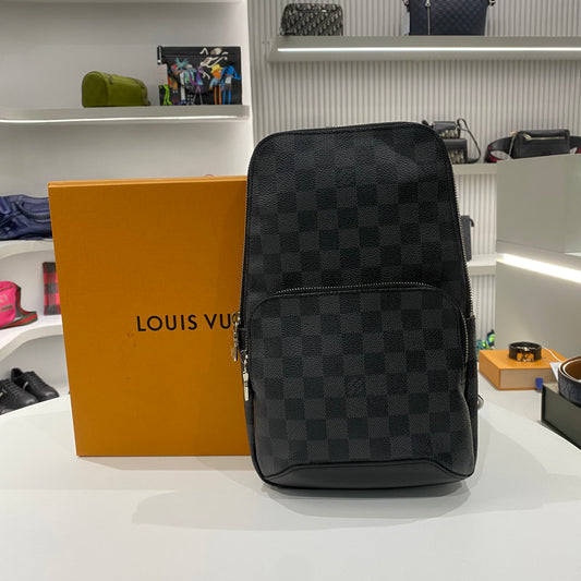 LOUIS VUITTON DAMIER AVENUE SLINGBAG