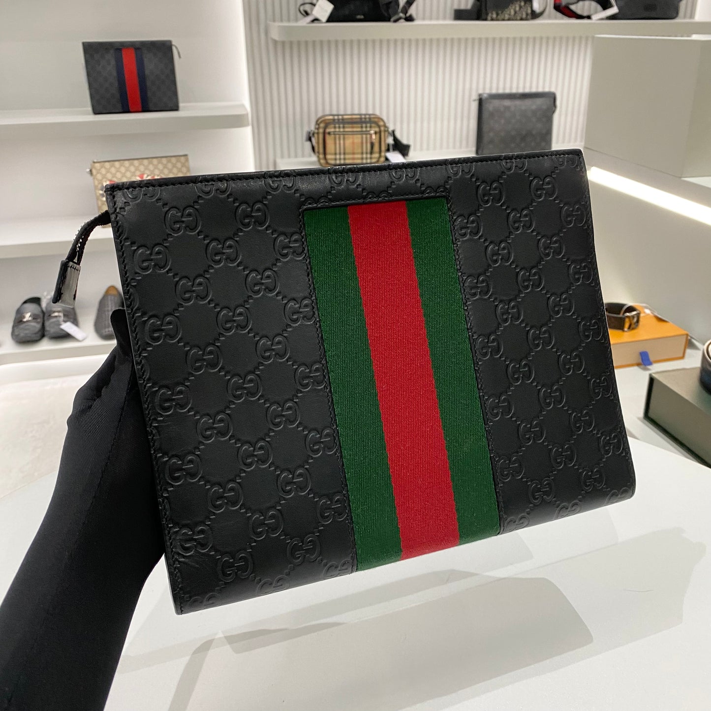 GUCCI GG SUPREME WEB POUCH BLACK