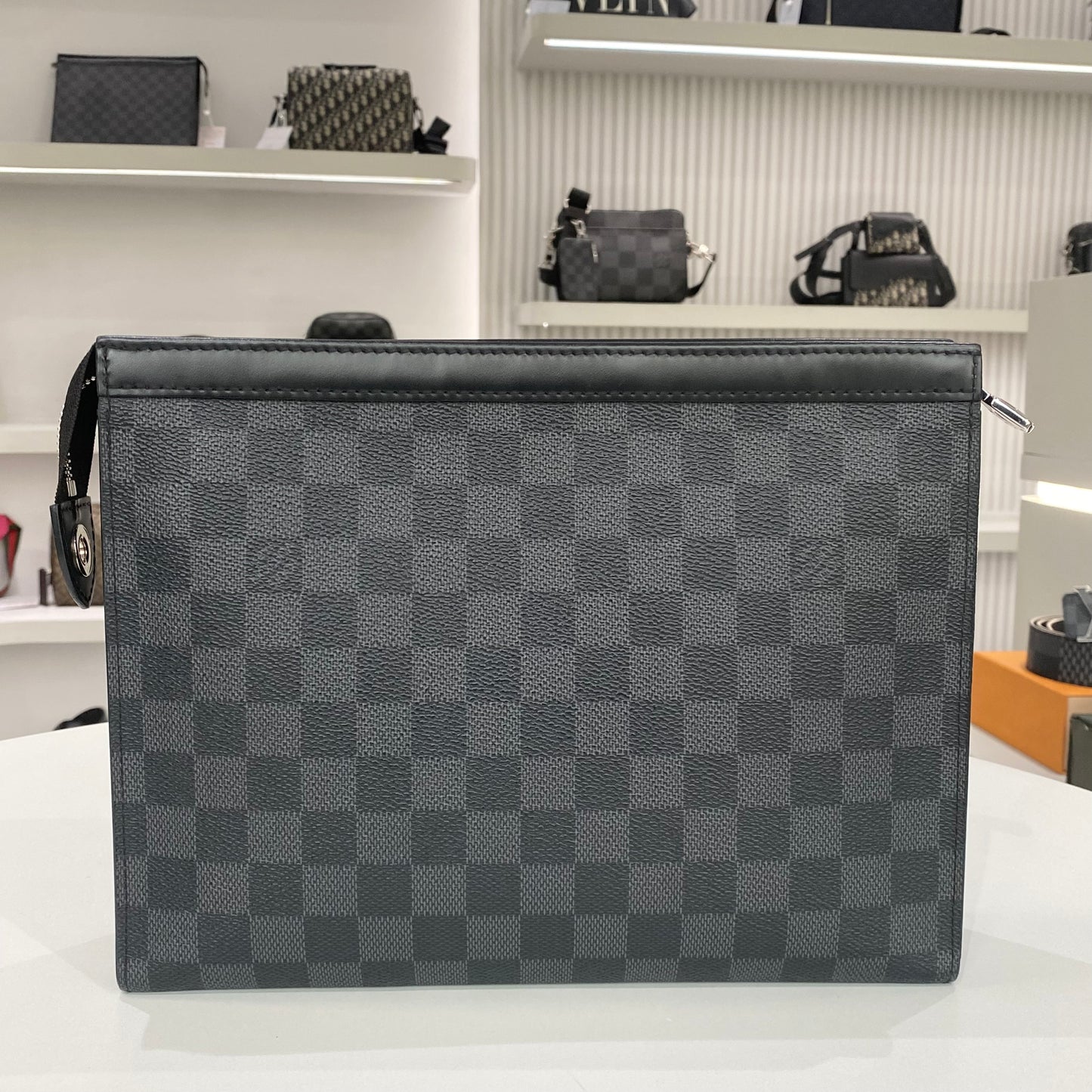 LOUIS VUITTON DAMIER POCHETTE VOYAGE BLACK