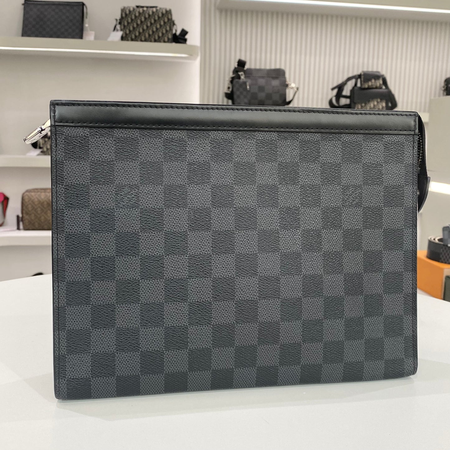 LOUIS VUITTON DAMIER POCHETTE VOYAGE BLACK