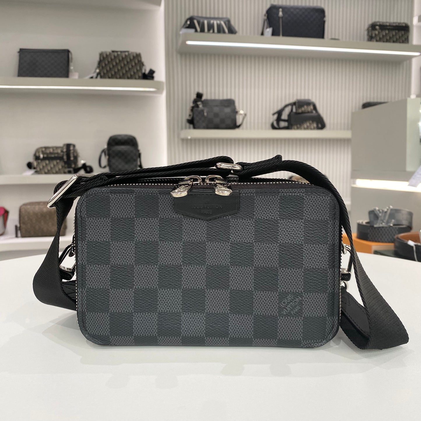 LOUIS VUITTON DAMIER ALPHA CROSS BODY BAGS BLACK